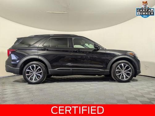AGATE BLACK METALLIC 2025 Ford Explorer ST-LINE