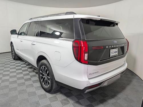 OXFORD WHITE 2025 Ford Expedition PLATINUM