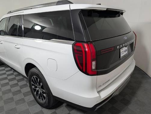OXFORD WHITE 2025 Ford Expedition PLATINUM