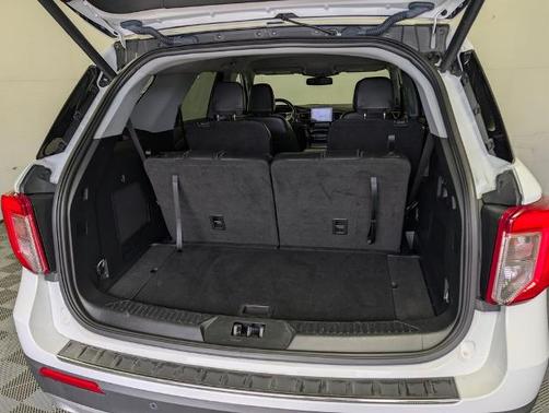 OXFORD WHITE 2023 Ford Explorer LIMITED