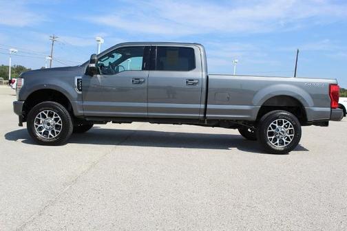 2022 Ford F-350 LARIAT SUPER DUTY
