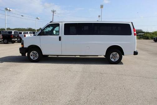 2023 GMC Savana 3500 LS