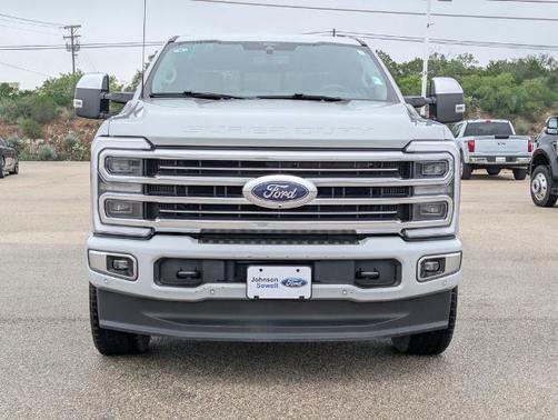 AVALANCHE 2025 Ford F-350 PLATINUM
