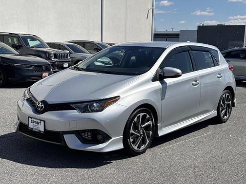 Silver 2018 Toyota Corolla iM Base