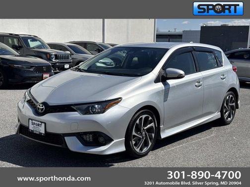 Silver 2018 Toyota Corolla iM Base