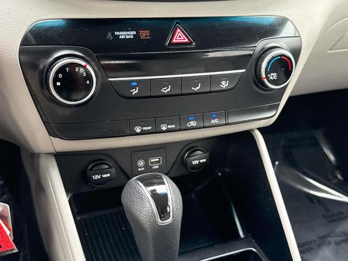 Cream White 2020 Hyundai TUCSON SE