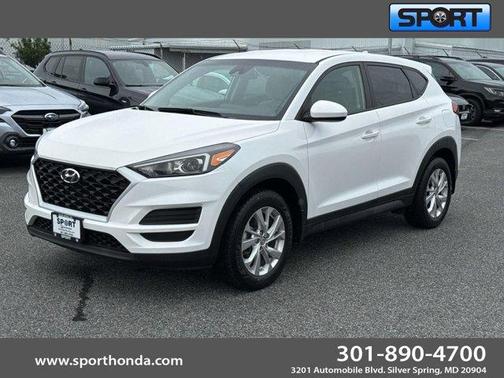 Cream White 2020 Hyundai TUCSON SE