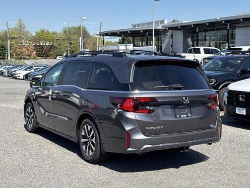Modern Steel Metallic 2026 Honda Odyssey EX-L
