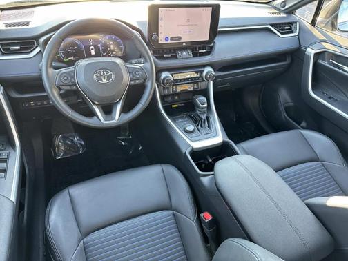 2024 Toyota RAV4 Hybrid XSE