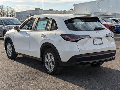 2025 Honda HR-V LX