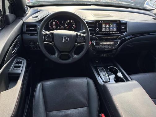 2025 Honda Ridgeline Black Edition