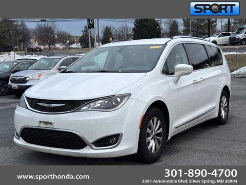 2018 Chrysler Pacifica Touring-L