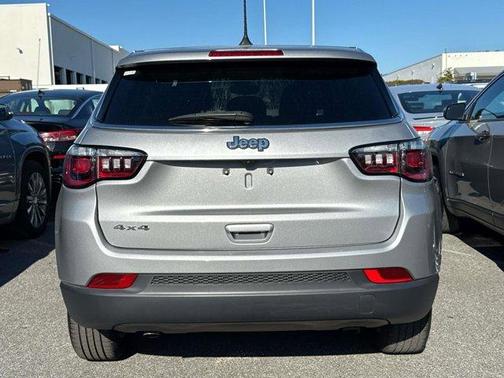 2023 Jeep Compass Sport