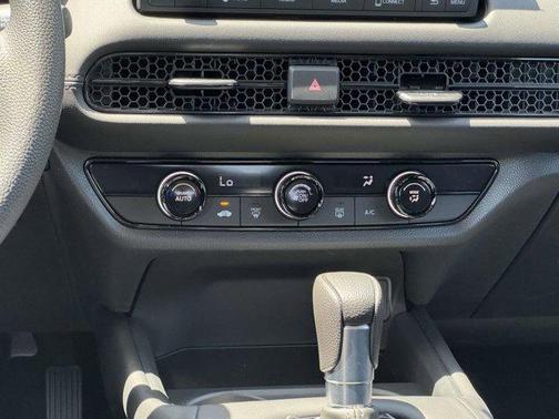 2025 Honda HR-V LX