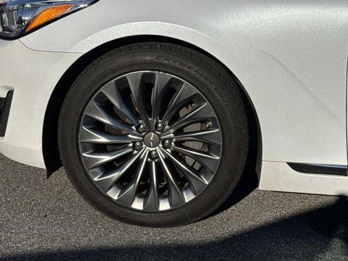 2018 Genesis G90 3.3T Premium