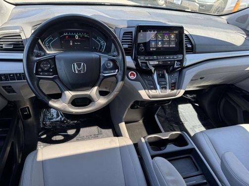 Blue 2019 Honda Odyssey