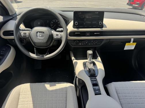 2025 Honda HR-V LX