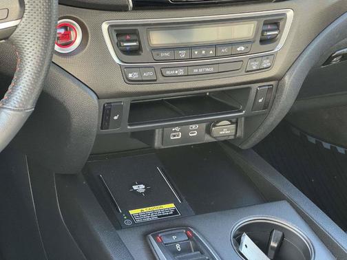 Platinum White Pearl 2024 Honda Passport TrailSport