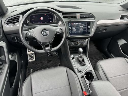 2019 Volkswagen Tiguan 2.0T SEL R-Line Black