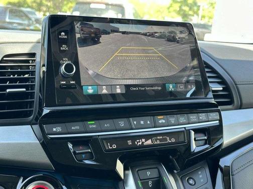2025 Honda Odyssey Touring