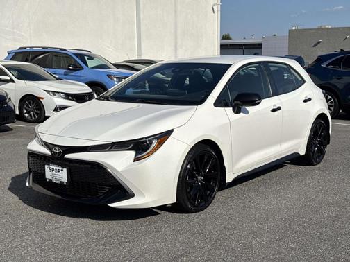 2022 Toyota Corolla Hatchback SE