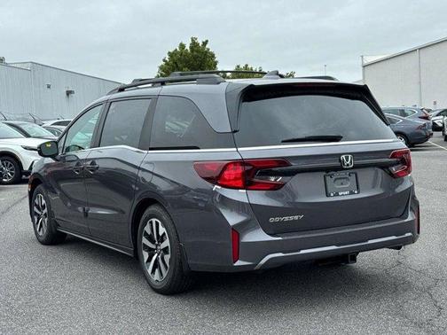 Modern Steel Metallic 2026 Honda Odyssey EX-L