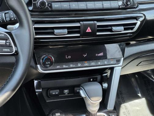 Snow White Pearl 2022 Kia Seltos EX