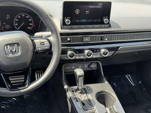 Platinum White 2025 Honda Civic Sport