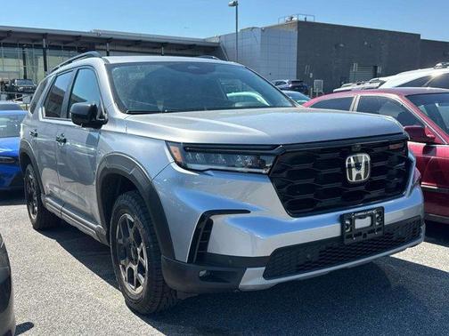 Gray 2025 Honda Pilot TrailSport