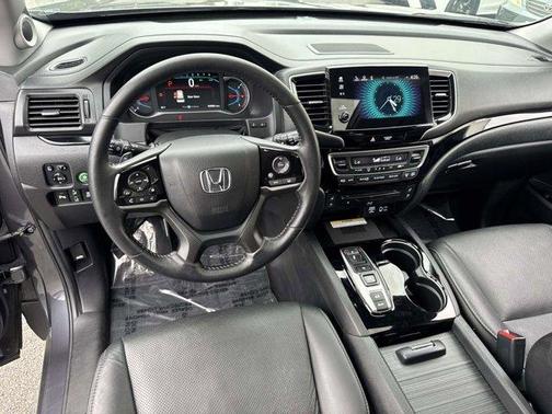 2022 Honda Pilot Elite