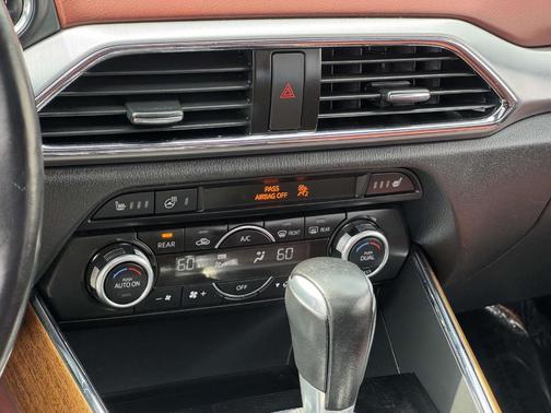 2018 Mazda CX-9 Signature
