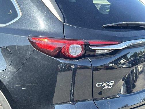 2018 Mazda CX-9 Signature
