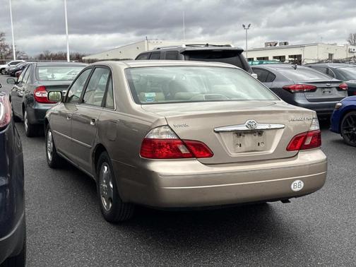 2004 Toyota Avalon XLS