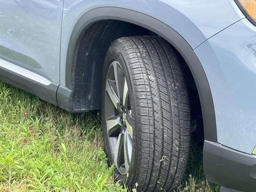 Sonic Gray Pearl 2025 Honda Pilot Touring