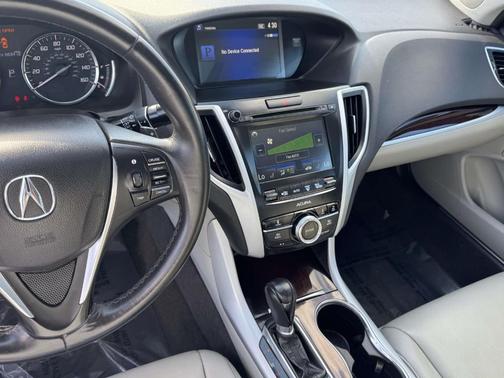 2017 Acura TLX FWD