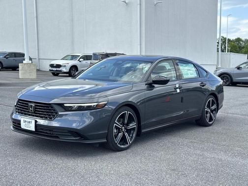 Meteorite Gray Metallic 2026 Honda Accord SE