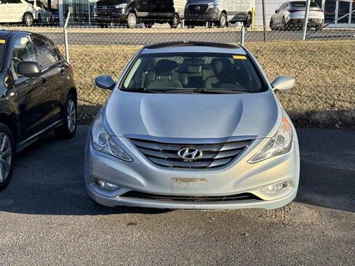 2013 Hyundai SONATA SE