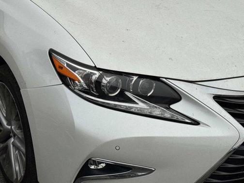 2018 Lexus ES 350 Base