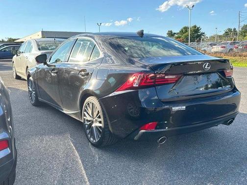 2016 Lexus IS 300 Base