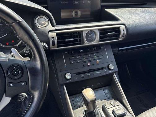 2016 Lexus IS 300 Base