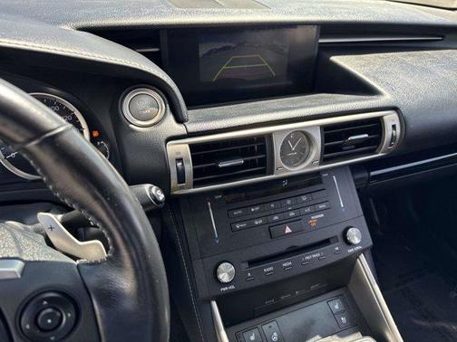 2016 Lexus IS 300 Base