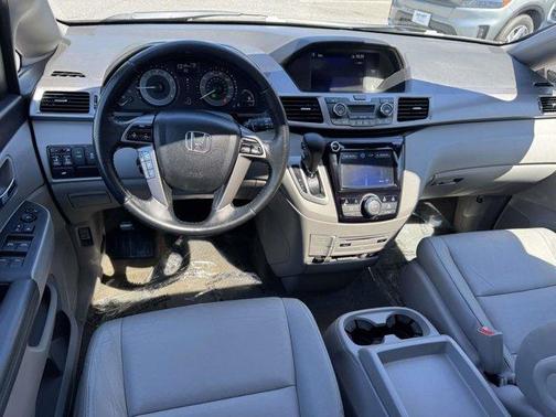 Silver 2017 Honda Odyssey EX-L