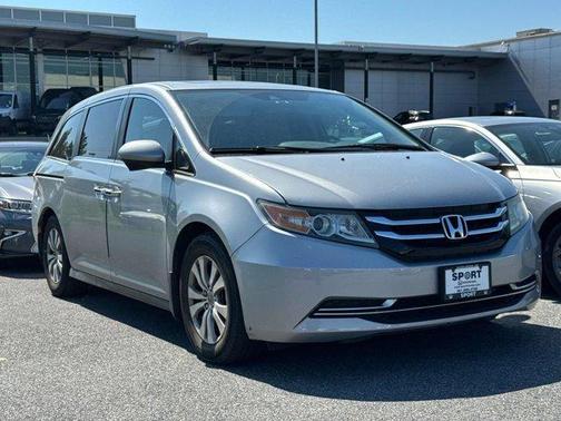 Silver 2017 Honda Odyssey EX-L