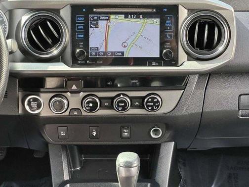 2016 Toyota Tacoma SR