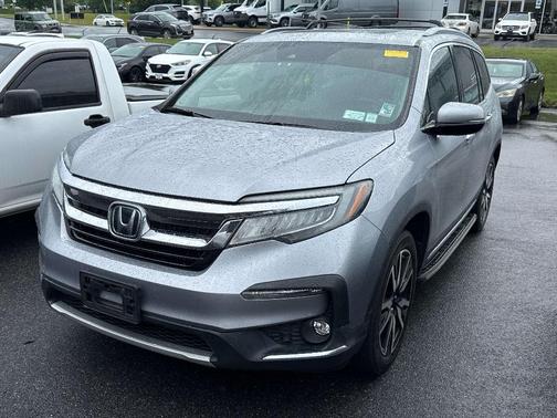Lunar Silver Metallic 2021 Honda Pilot Touring 8-Passenger