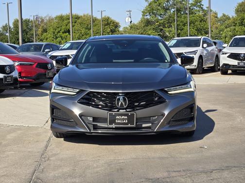 2025 Acura TLX 