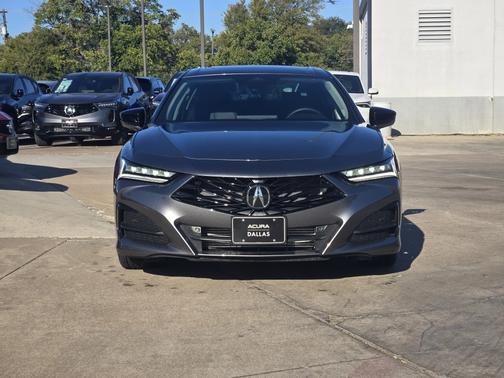 2025 Acura TLX 