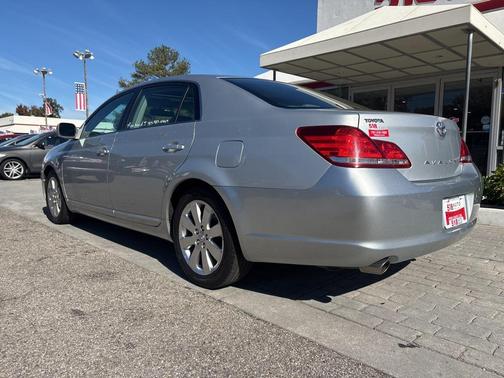 2007 Toyota Avalon XLS