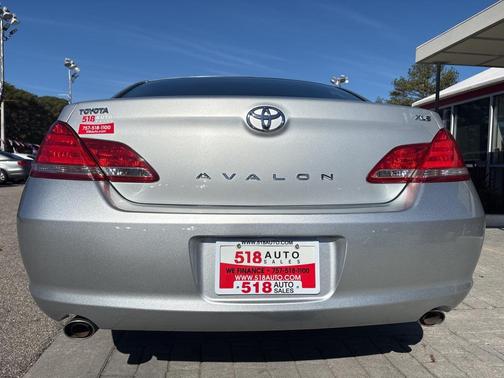 2007 Toyota Avalon XLS