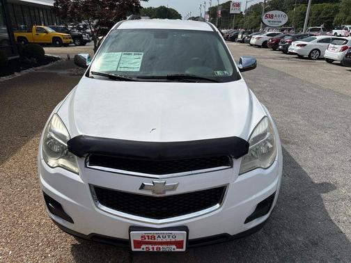 Summit White 2010 Chevrolet Equinox LT